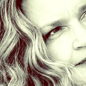 Meet your Posher, Nnichole